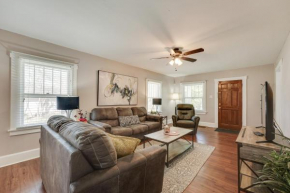 Dog-Friendly Springfield Home Less Than 1 Mi to MSU!